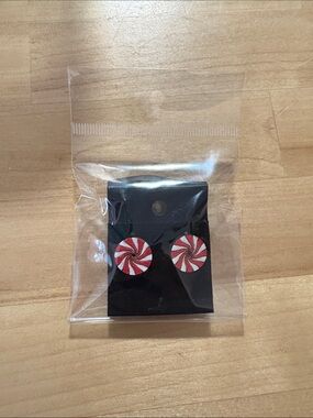 Red & White Swirl Stud Earrings - Festive Candy-Inspired Design